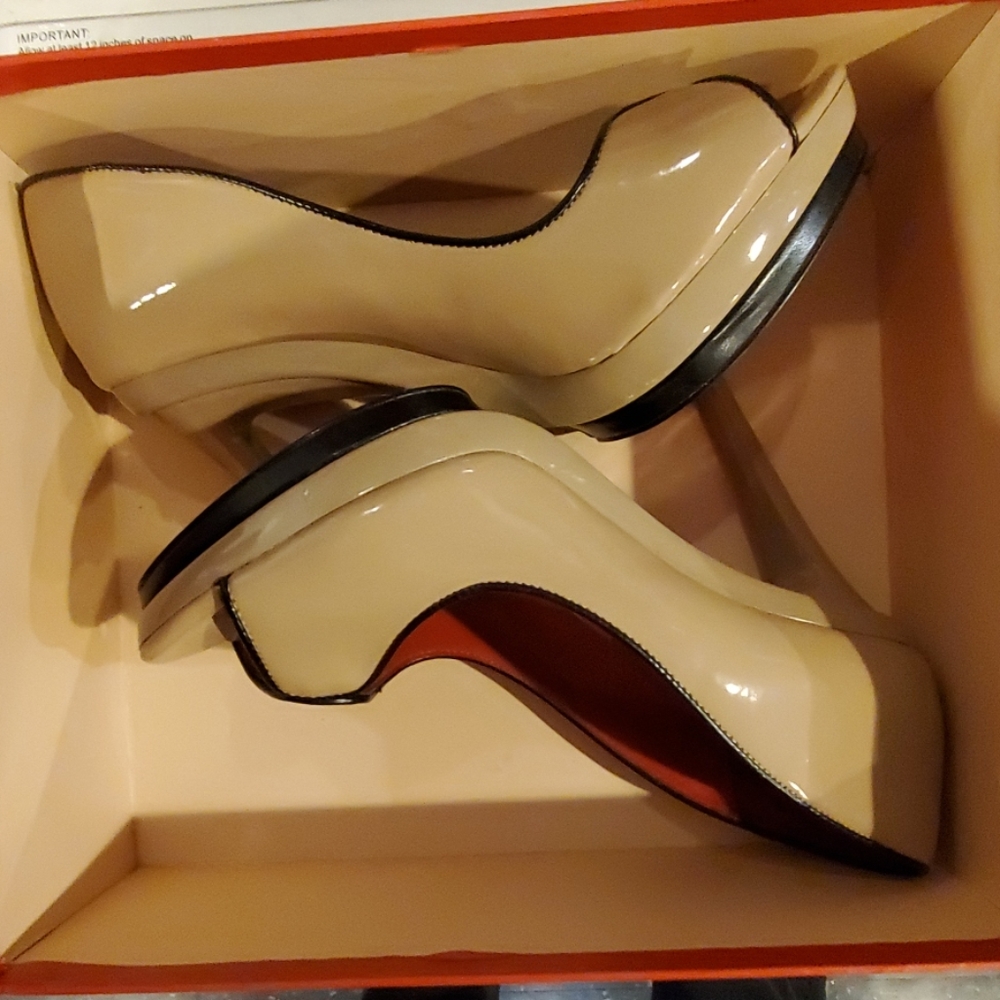 High heels - Picture 6 of 6